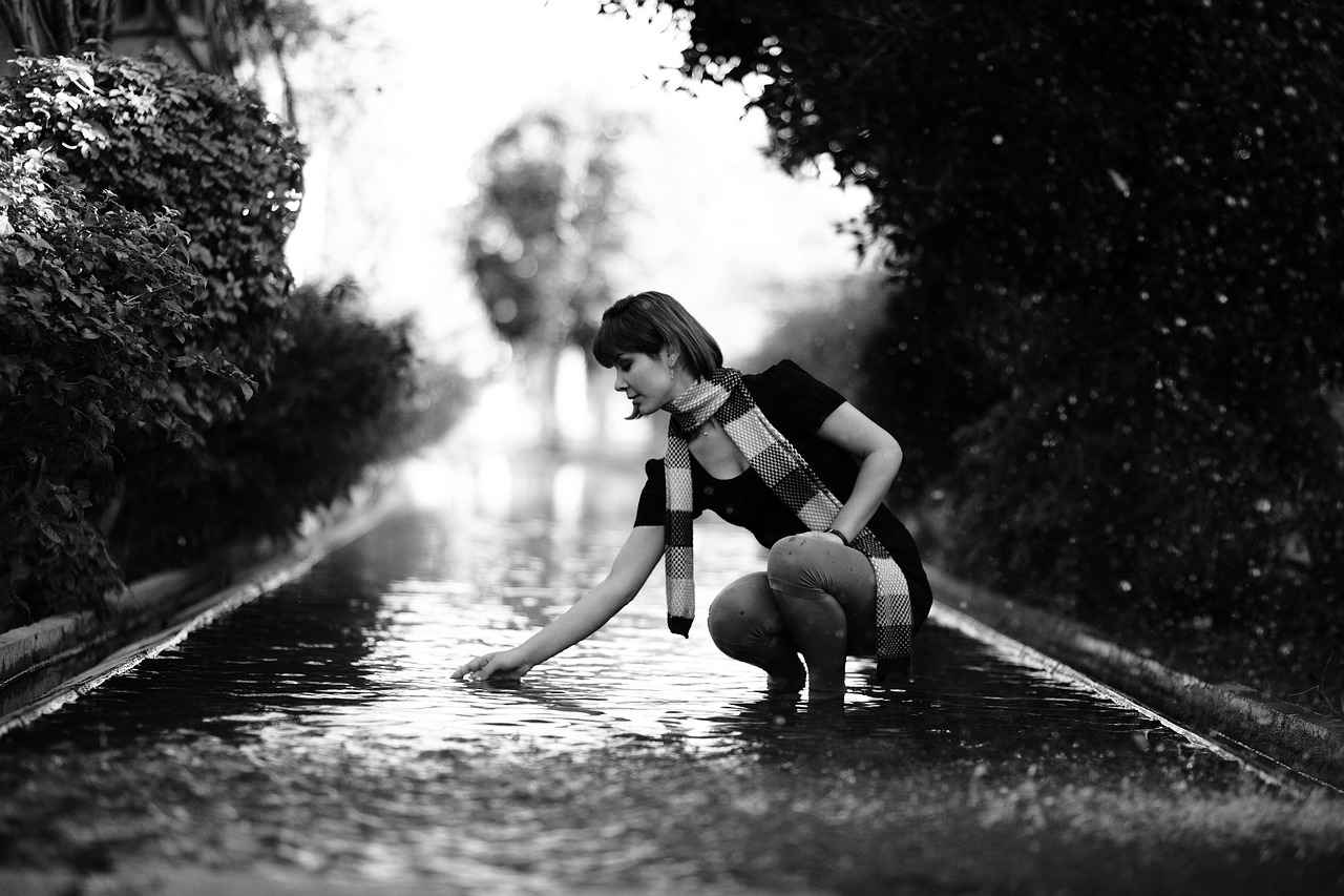 Emilia’s Struggles: How Her Past Shapes Her in Re:Zero 4 Emilia's Growth and Resilience