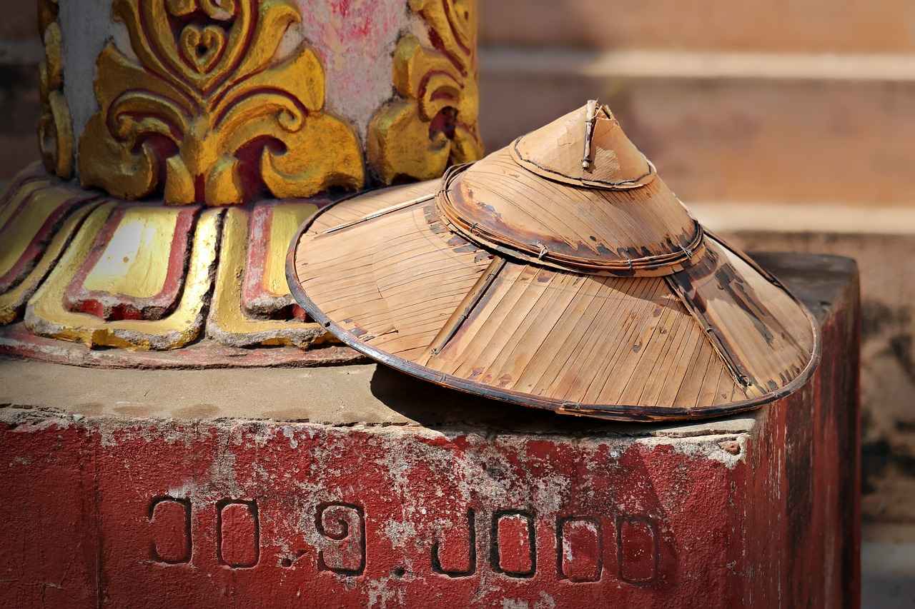 Visual and Thematic Elements