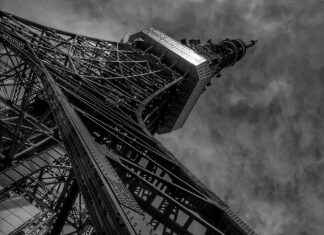 How Tokyo Revengers Handles Time Travel Logically How Tokyo Revengers Handles Time Travel Logically