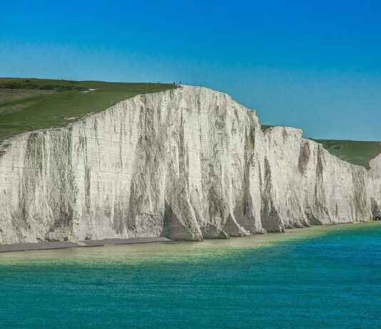 Meliodas’ Dark Past and Powers: How He Became the True Leader of The Seven Deadly Sins Meliodas’ Dark Past and Powers: How He Became the True Leader of The Seven Deadly Sins