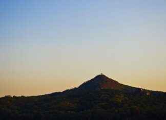 Rena’s Obsession with Keiichi: The Dark Side of Higurashi no Naku Koro ni Rena’s Obsession with Keiichi: The Dark Side of Higurashi no Naku Koro ni