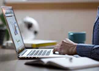 Why Lelouch’s Zero Requiem is the Most Brilliant Ending in Anime Why Lelouch’s Zero Requiem is the Most Brilliant Ending in Anime