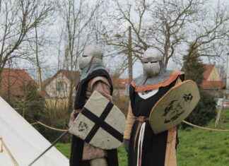 Zoro’s Three Sword Style: What Makes His Combat Skills Unbeatable? Zoro’s Three Sword Style: What Makes His Combat Skills Unbeatable?