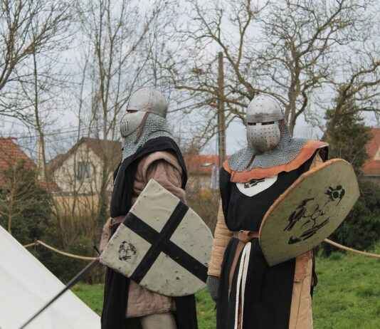 Zoro’s Three Sword Style: What Makes His Combat Skills Unbeatable? Zoro’s Three Sword Style: What Makes His Combat Skills Unbeatable?